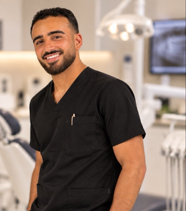 Dr Samuel Guedj, chirurgien-dentiste au cabinet SK Dental à La Chapelle-en-Serval (Oise)